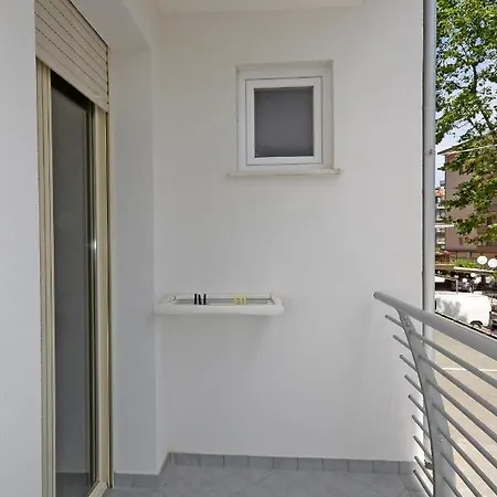 Concorde Nocleg ze śniadaniem 3*