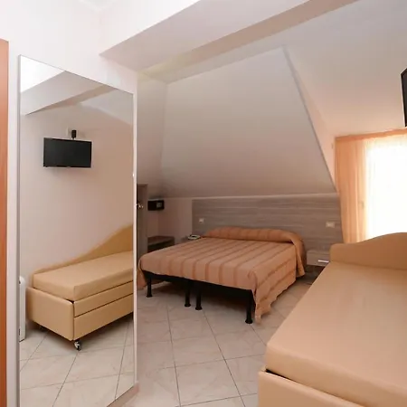 Couette-café Concorde 3*